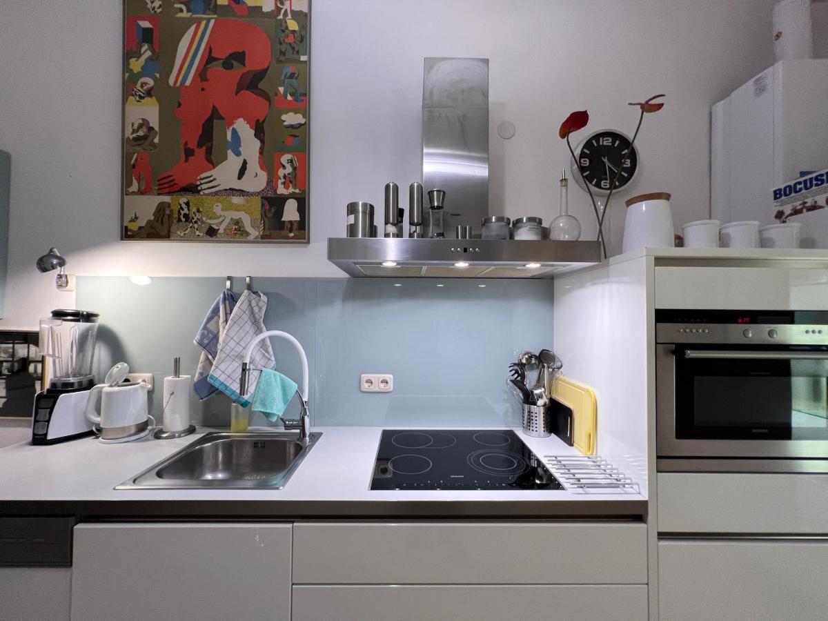 Vienna Design Apartment By Rabe - Kostenfreier Parkplatz & Netflix & Coffee-Bar - Nahe Schloss Schoenbrunn Buitenkant foto