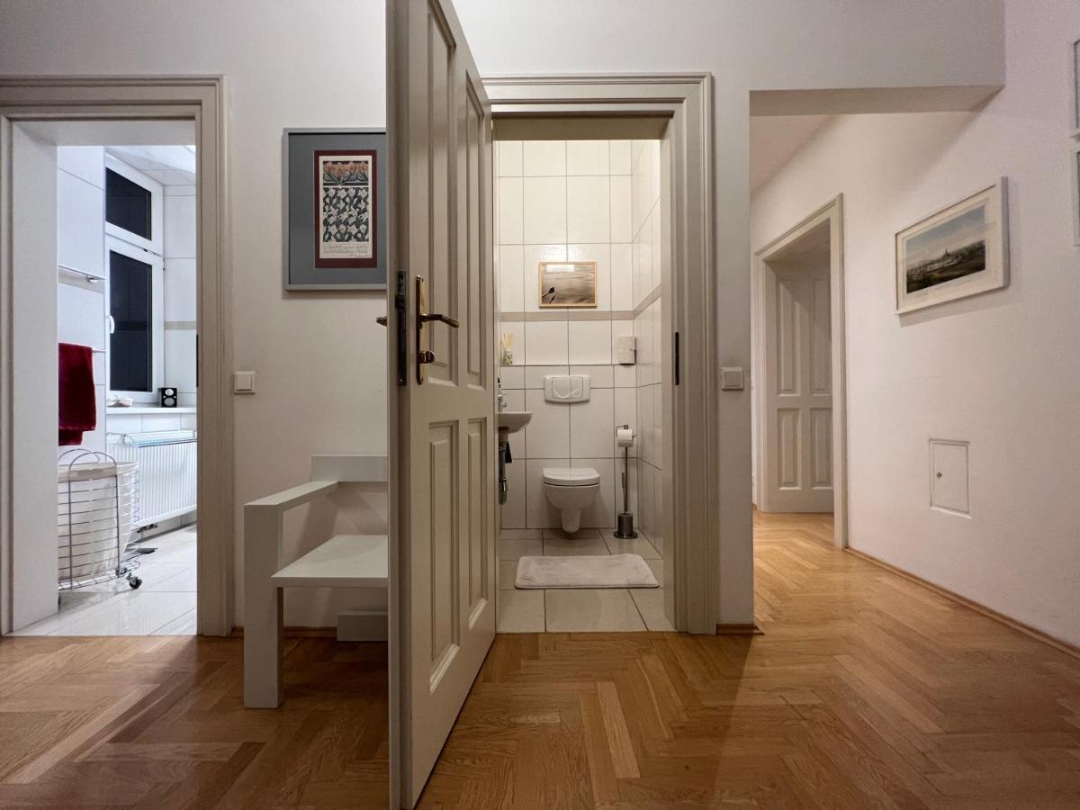 Vienna Design Apartment By Rabe - Kostenfreier Parkplatz & Netflix & Coffee-Bar - Nahe Schloss Schoenbrunn Buitenkant foto